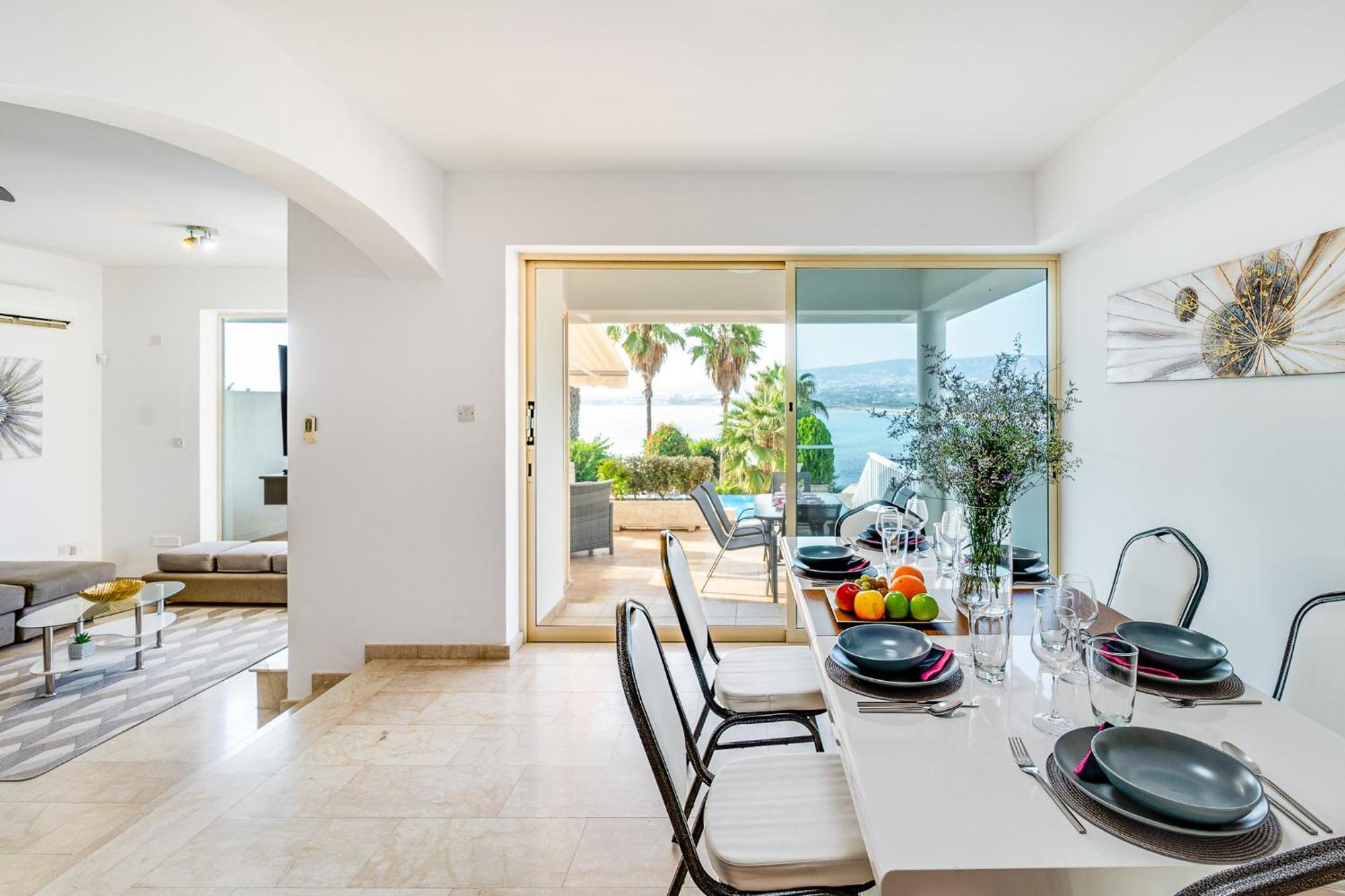 Beach Front Villa Mer Blu By Ezoria Villas Coral Bay Extérieur photo